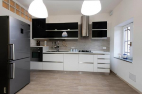 Гостиница Monza Park Apartment  Монца